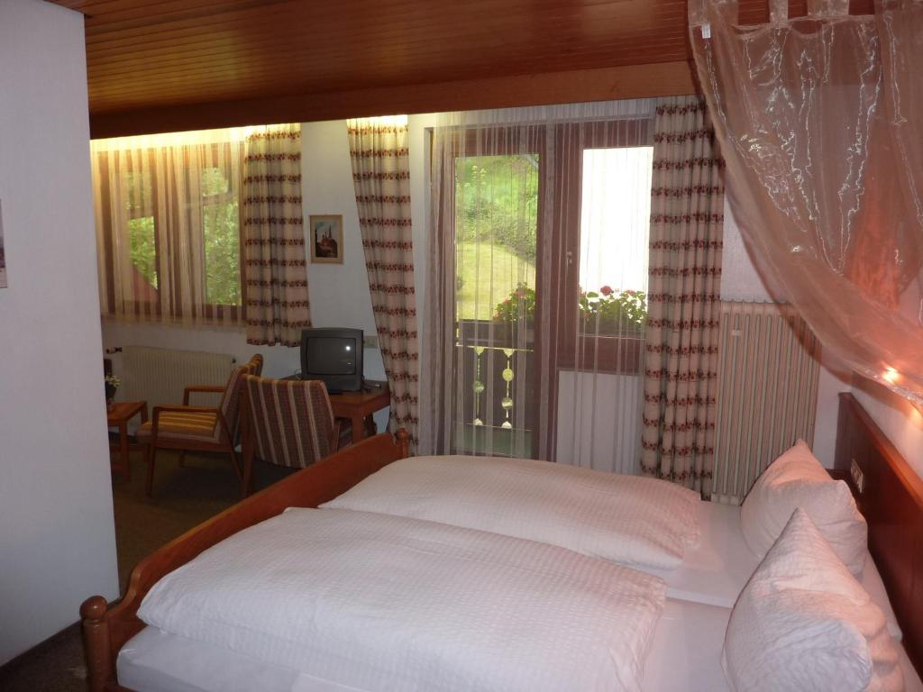 Atina Hotel Bad Wildbad Pokój zdjęcie